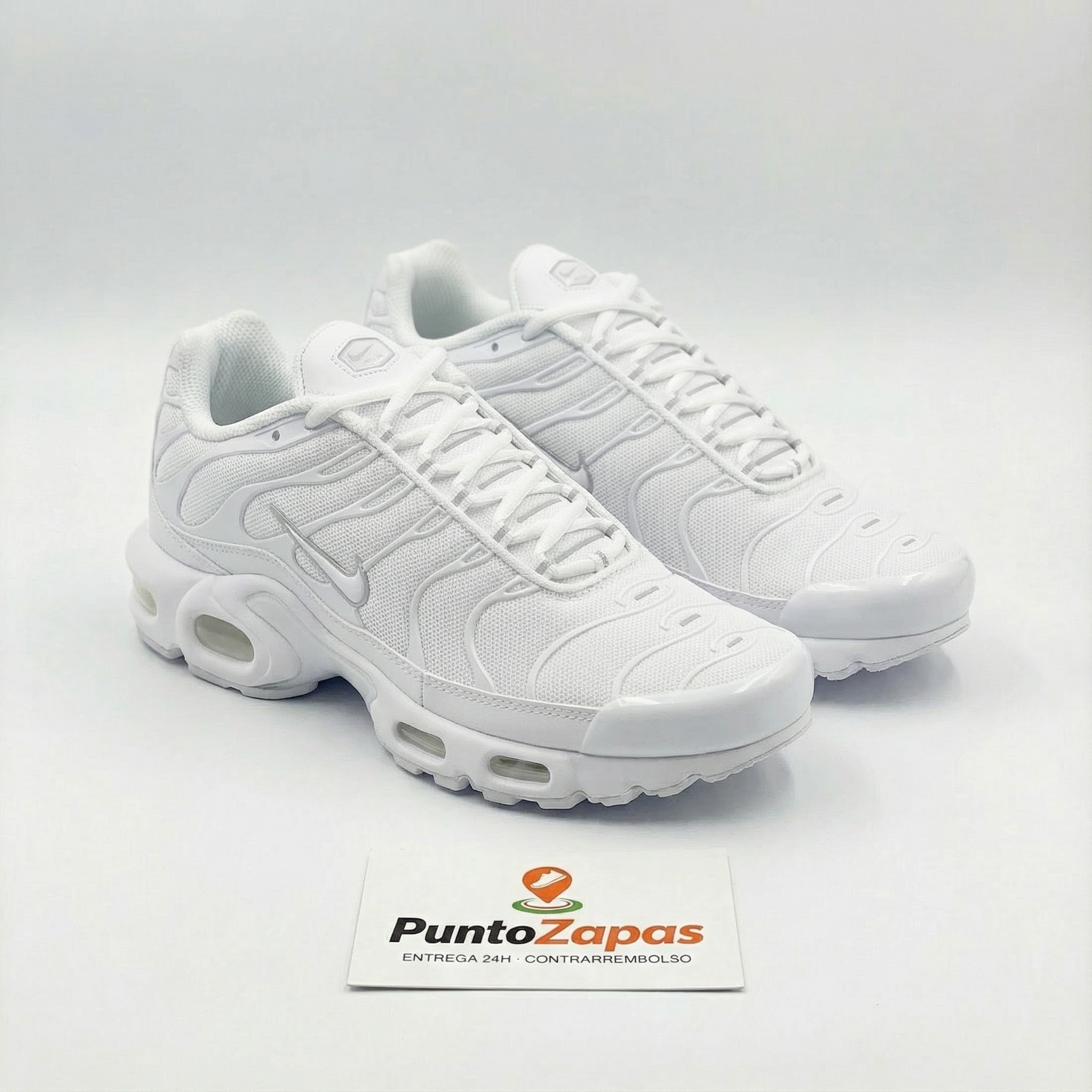 NIKE TN BLANCAS