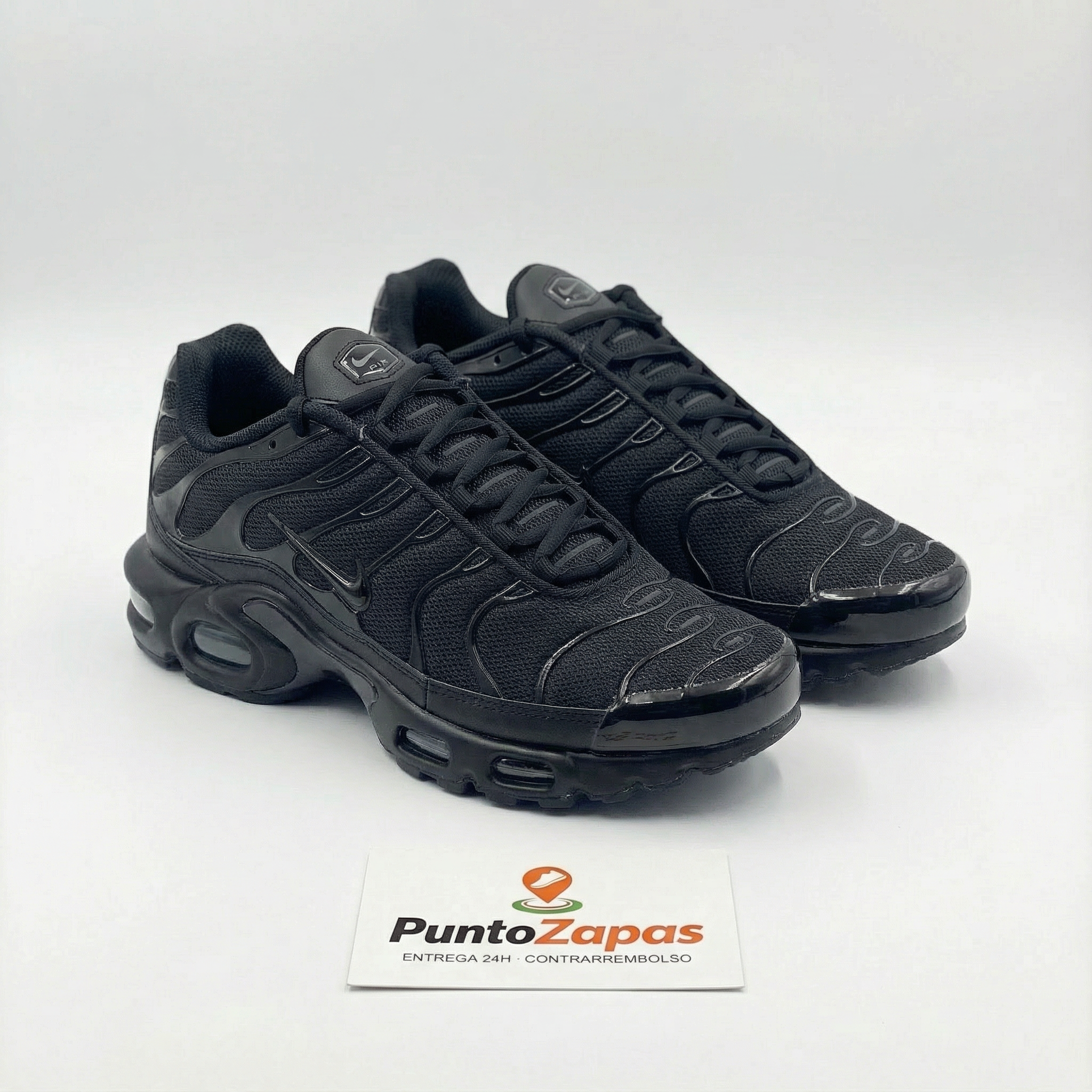 NIKE TN NEGRAS